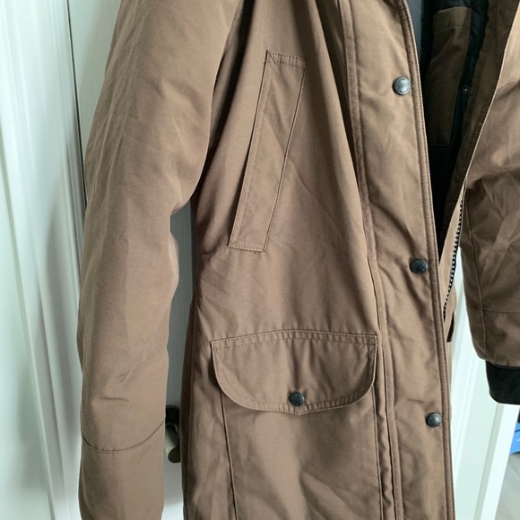 Like New!!! Canada Goose Coat XS - Picture 6 of 8